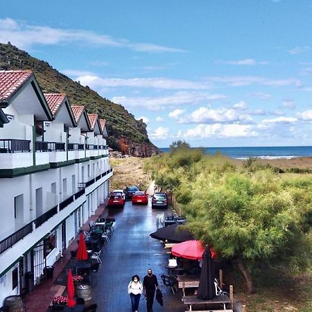 Hostal De Berria Сантонья Экстерьер фото